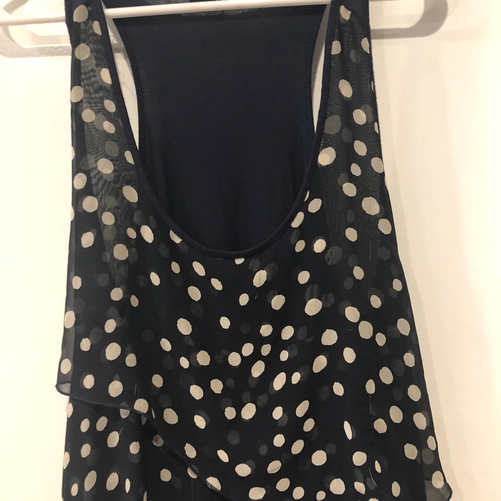 Blue and white dotshirt